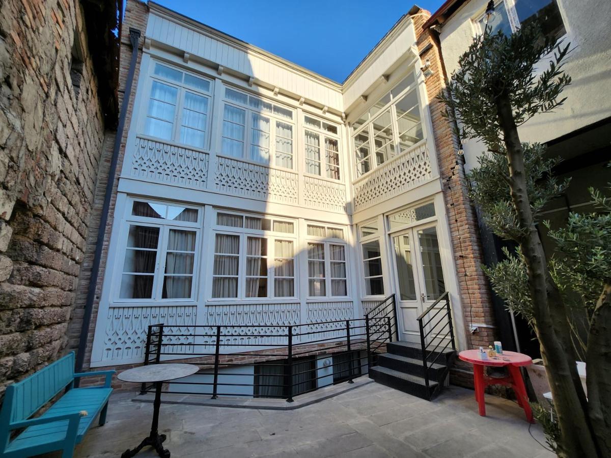 Old Gold Anteon Apartment Tbilisi Exterior photo